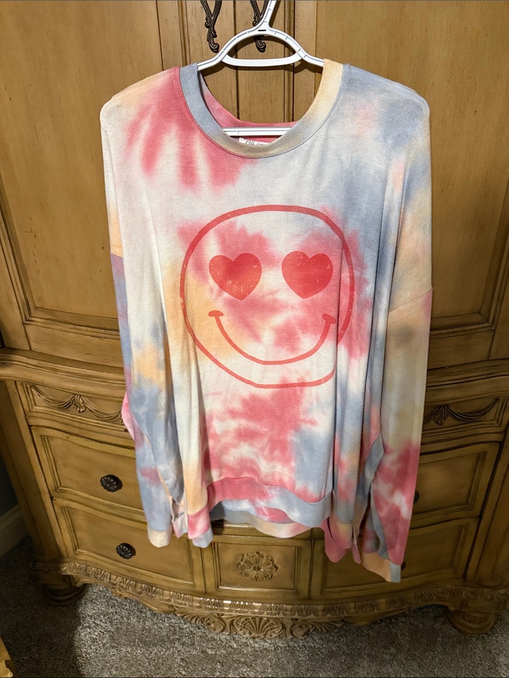 Tie-Dye Heart Eyes Smile Crewneck Sweater - Multicolor